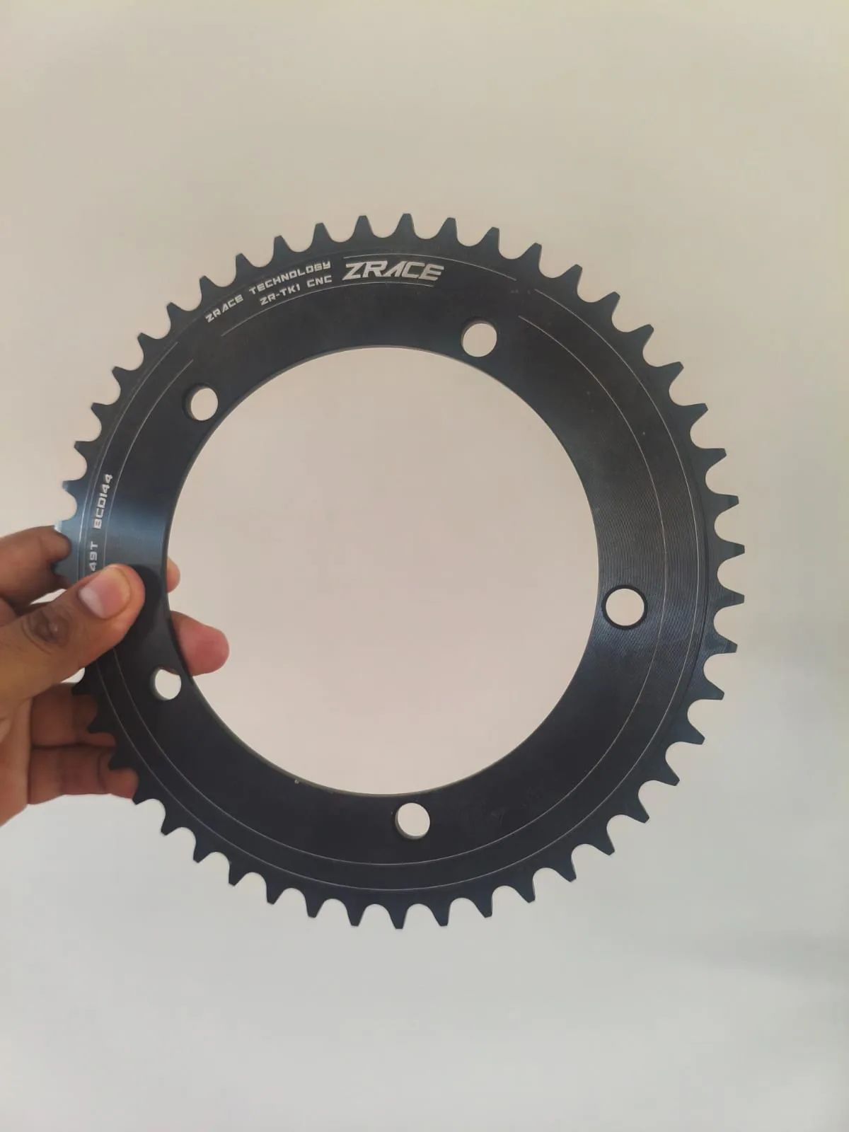 Plato de Pista BCD144 49T ZRACE